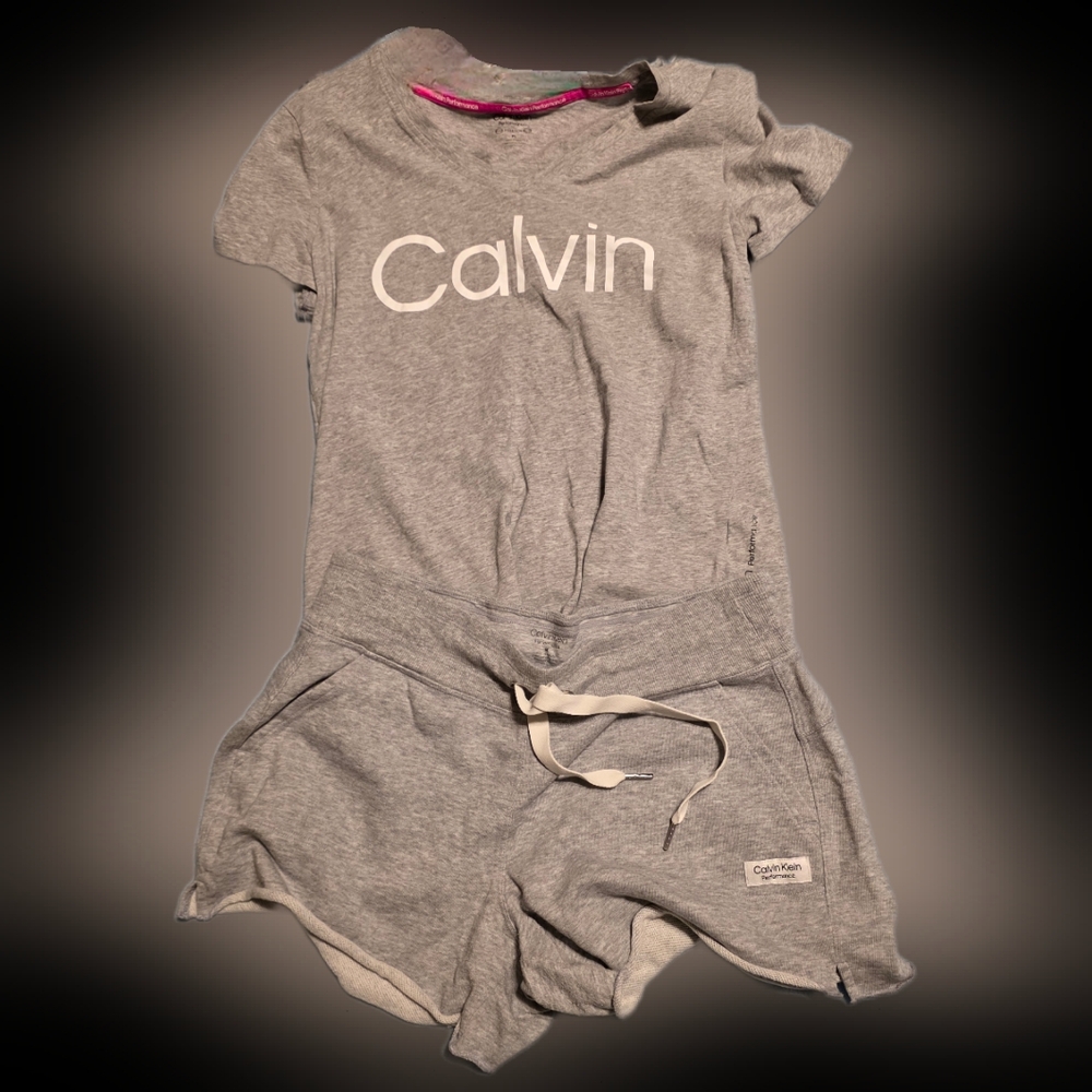 Calvin Klein Performance Outfit